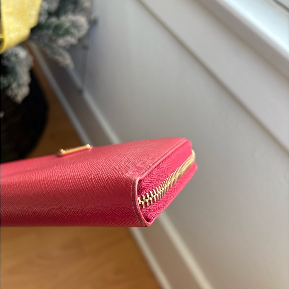 PRADA Red Saffiano Leather Wallet - Picture 2 of 11